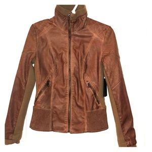 Guess jacket. NWT! Originally $125. Zipper pockets